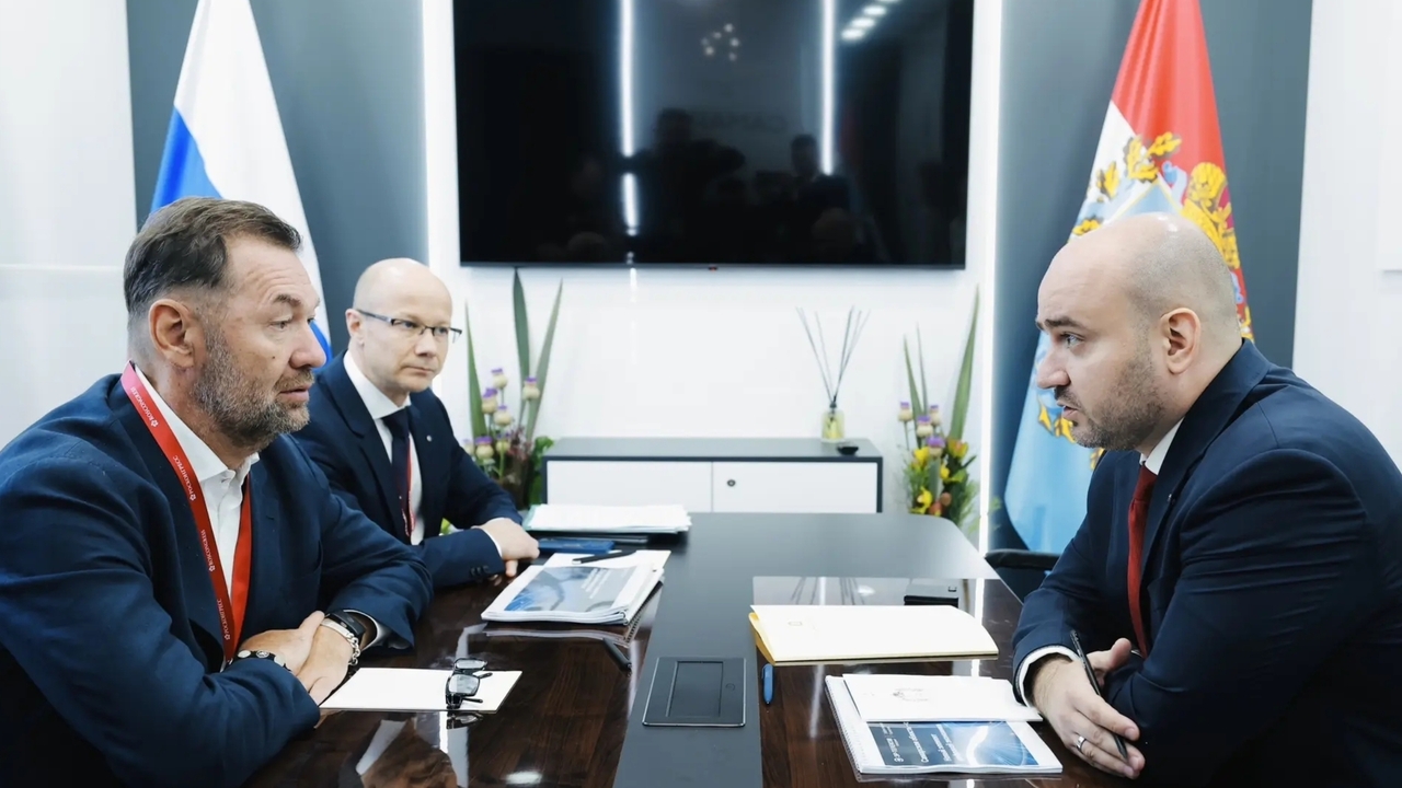 Губернатор Вячеслав Федорищев и президент ЭР-Те...