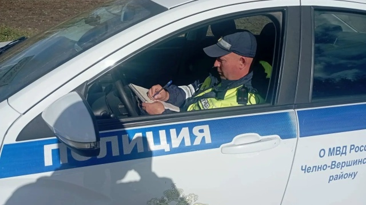 Во время оформления административных материалов...