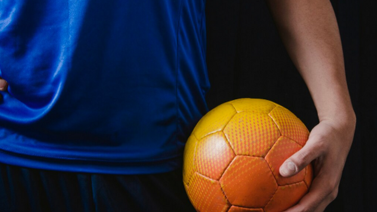 В городе Самаре стартовал чемпионат России по ф...