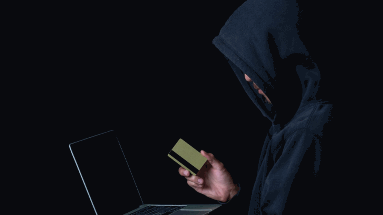 В городе Самаре 21-летняя гражданка стала жертв...