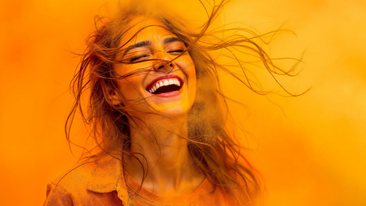 Смех обладает рядом положительных эффектов на о...