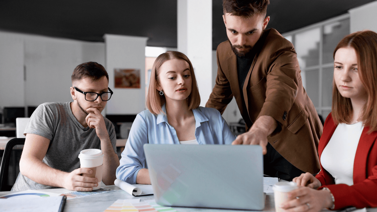 Разбираемся, чем отличается кадровое делопроизв...