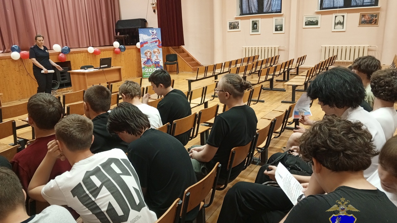 Сотрудники МО МВД России «Клявлинский» организо...