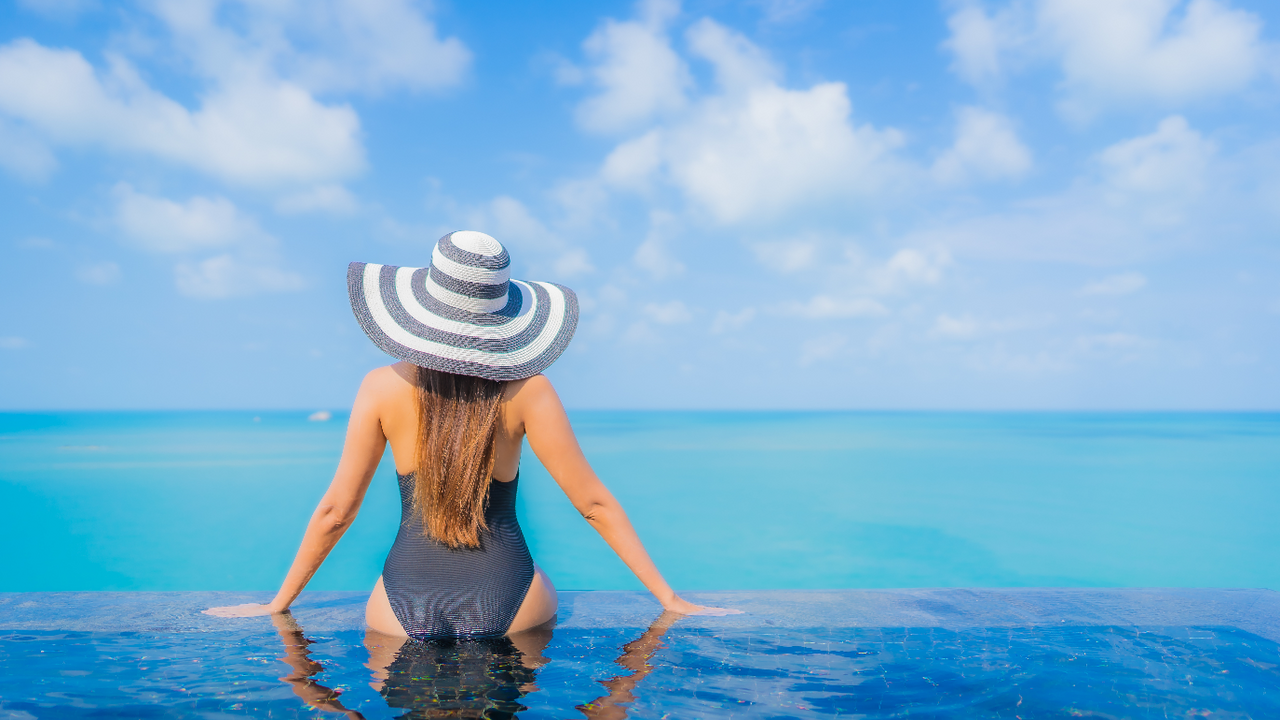 Цены отпуска в Сочи обошли прайс премиального отдыха в турецком Бодруме и Тае Туристический эксперт и основатель агентства MA...