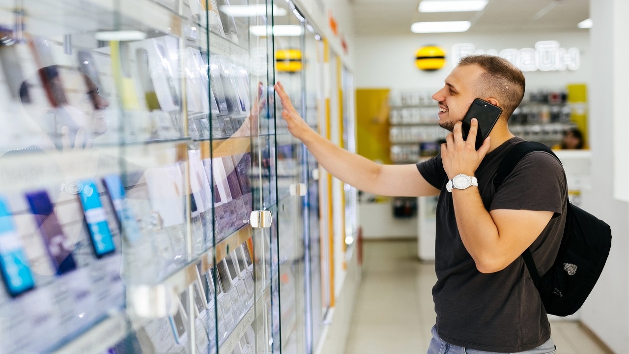 Билайн запустил распродажу 11.11: скидки до 90% на смартфоны, гаджеты и другие устройства В акции участвуют около 50 брендов