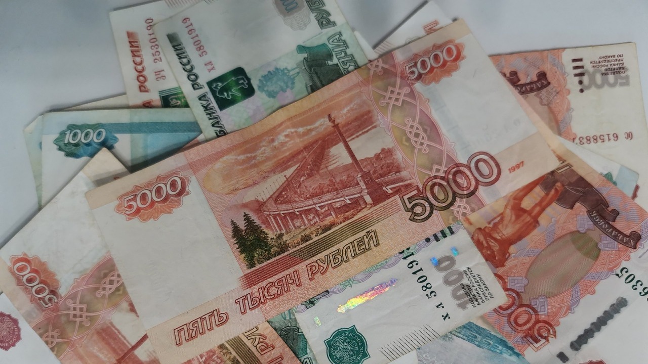 "Подруга" выманила у жительницы Самары 60 тысяч рублей В Самаре жительница 1980 года рождения пострада...