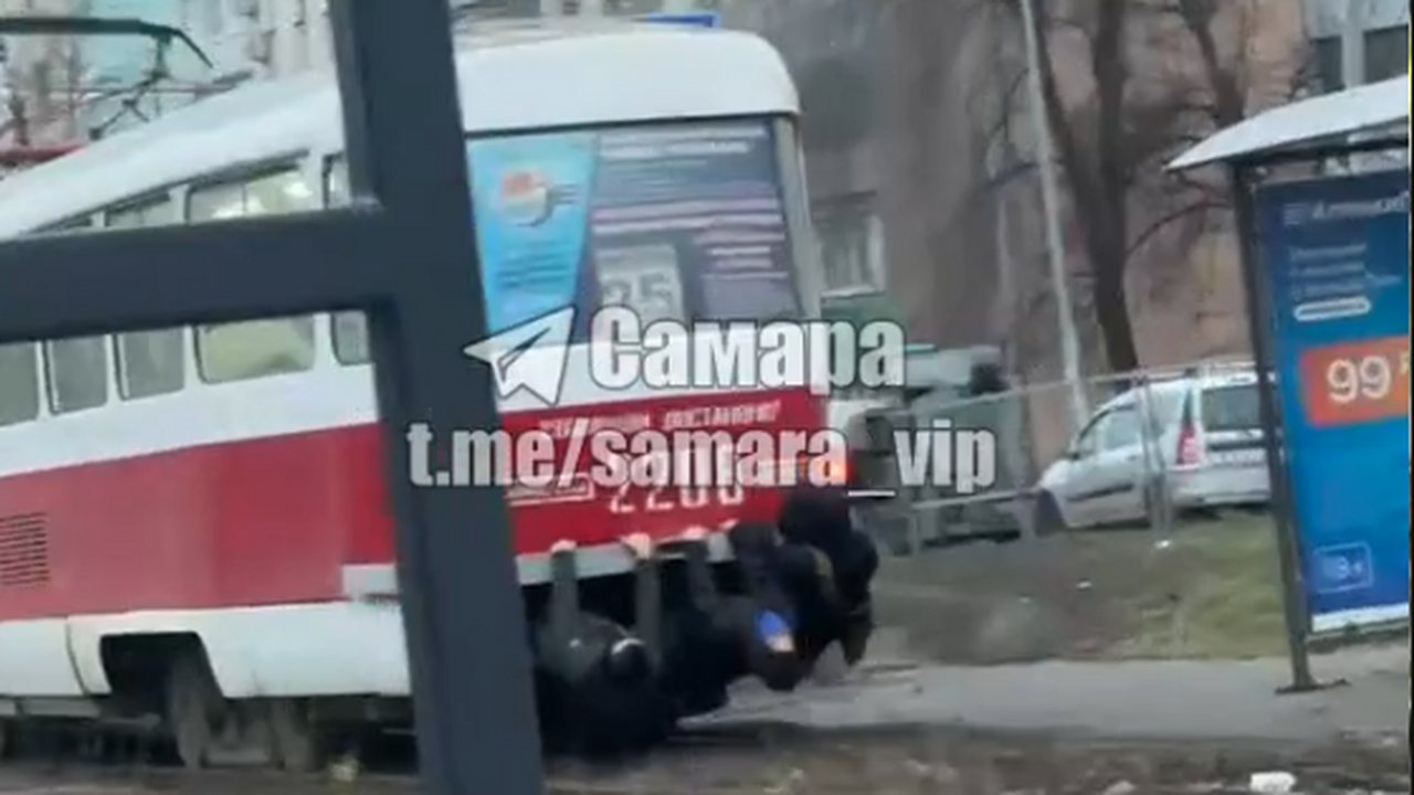 В Самаре произошёл инцидент, связанный с незако...