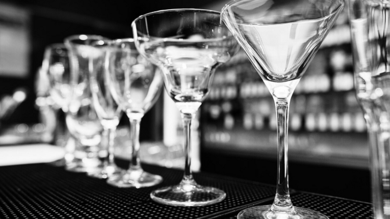 В Самаре хотят ужесточить наказание для владельцев наливаек в высотках В Самарской области рассматривается возможность...