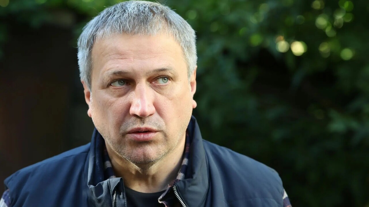 Иван Носков проверил последствия атаки БПЛА в Самаре и посетил пострадавших Мэр напомнил жителям о важности информационной ...