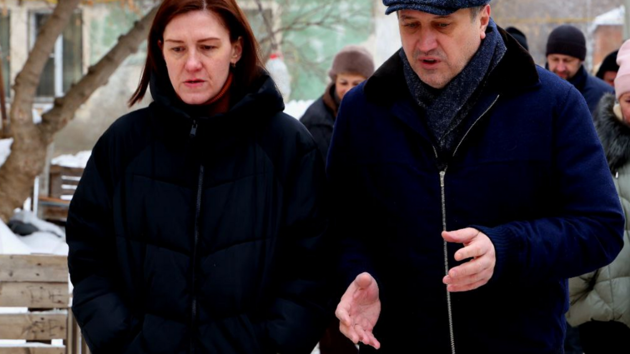 Глава городского округа Самара Иван Носков осущ...