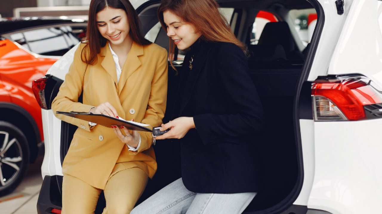 В Беларуси начали продаваться недорогие машины под маркой eπ В Республике Беларусь начались продажи новых ав...