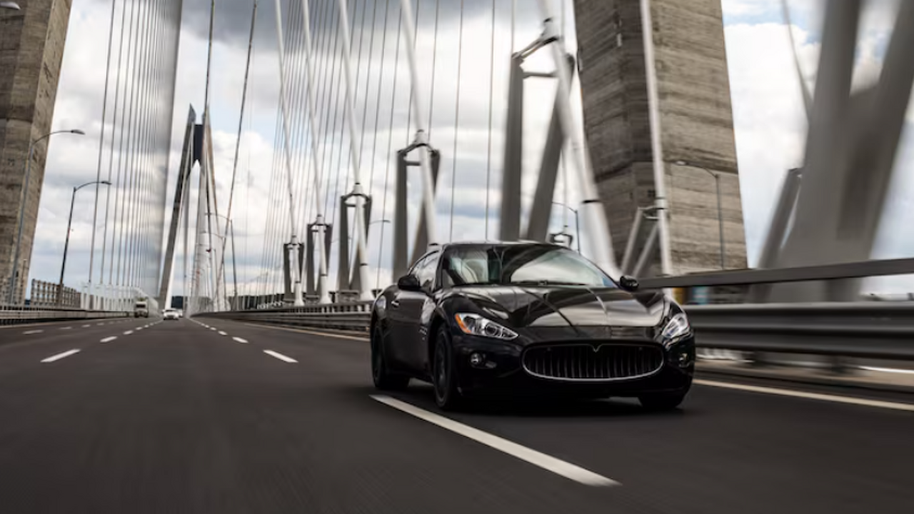 Глава аналитического агентства «Автостат» Серге...