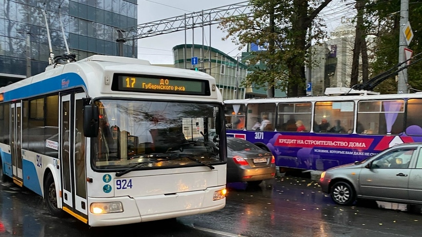 В городе Самаре временно изменены маршруты след...