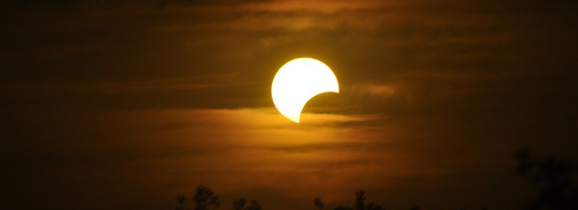 Жители Самары спустя 11 лет вновь увидят частное солнечное затмение 25 октября 2022 года