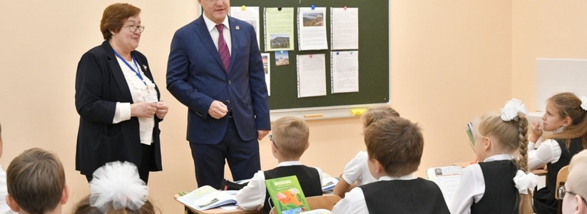 По программе «Единой России» в 2022 году отремонтировали 1100 школ в 75 регионах