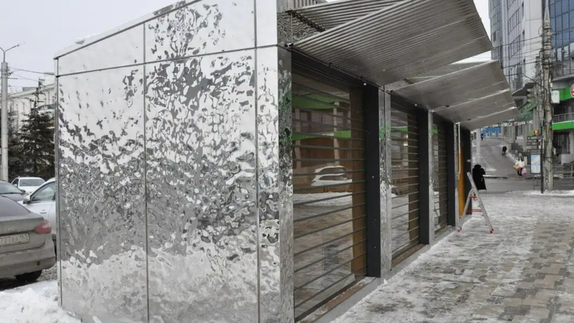 В центре Самары установили новые "серебряные" туалеты и павильоны для туристов В городе Самаре была осуществлена масштабная мо...