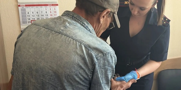 В Самарской области полицейские задержали 75-ле...