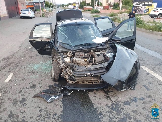  В Самаре в утреннем ДТП на Алма-Атинской погибла пассажирка «Лады Гранты» 