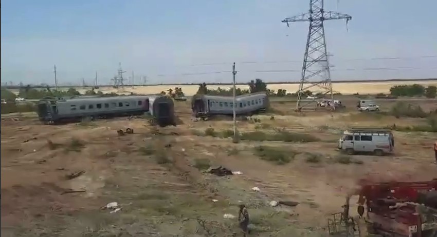  20-летние студенты из Самары спасли пассажиров опрокинувшегося вагона поезда  