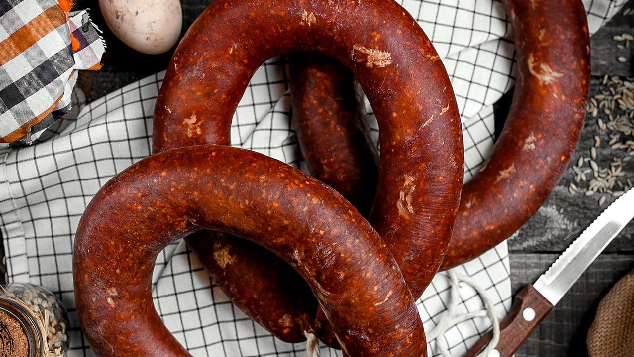  Найдена неожиданная польза сырокопченой колбасы для организма - но о ней знают немногие 