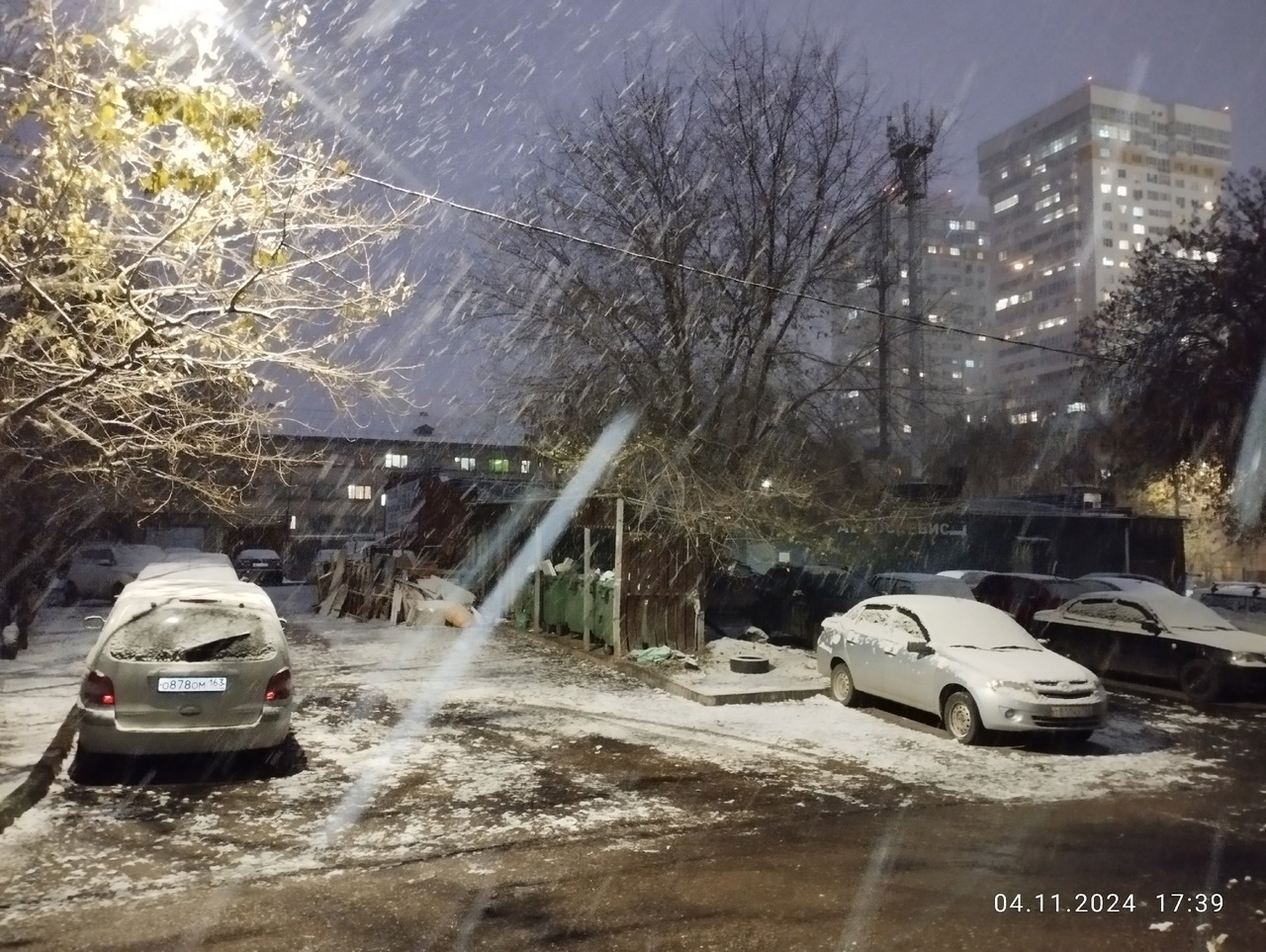  В Самаре нашли участки, где даже не пытались убирать снег после снегопада 