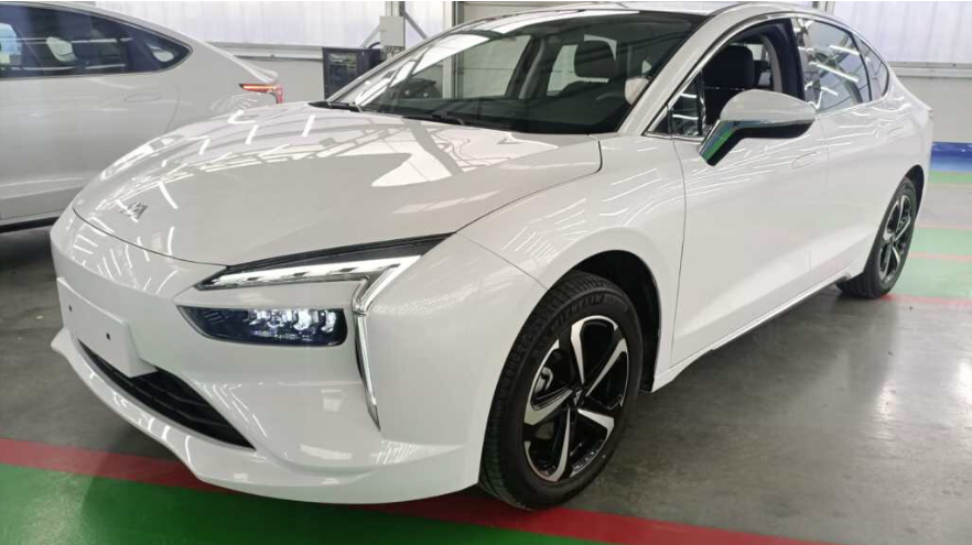 «Амберавто»: провели анонс электромобилей модели А7 и А3 - авто сняли на фото