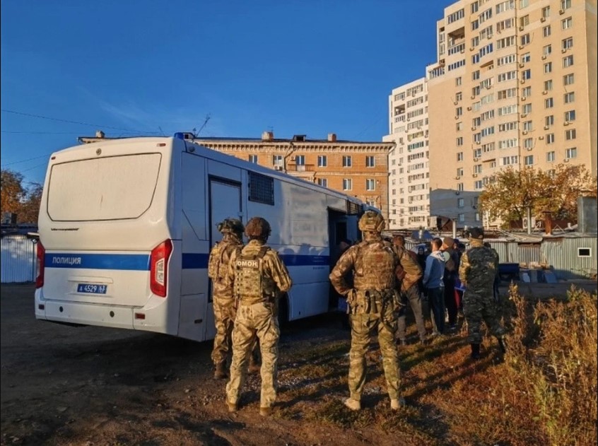  21 нарушение миграционного законодательства выявили в Самаре на рейде 