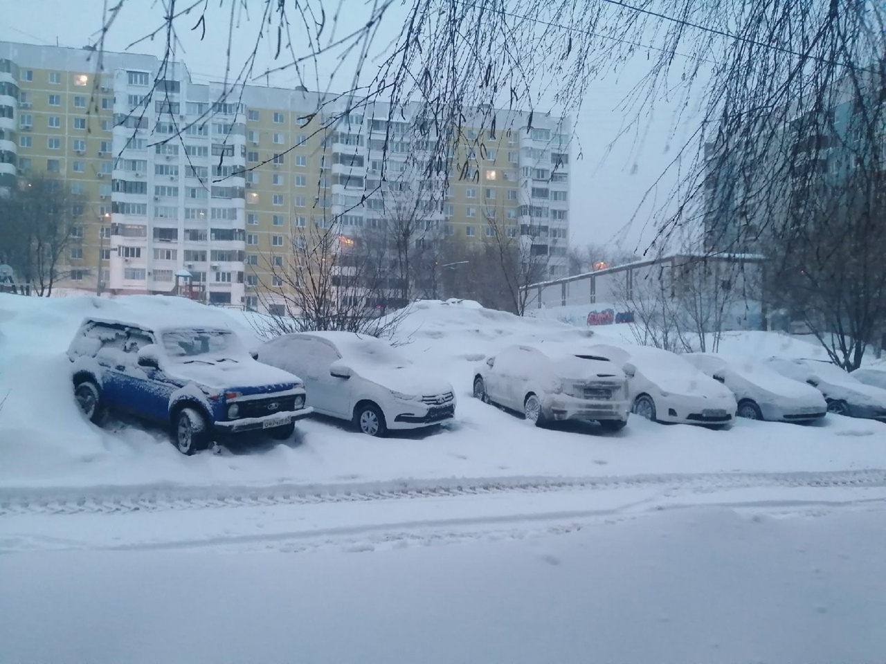  В каждом районе Самары нашли участки, где даже не пытаются убирать снег 