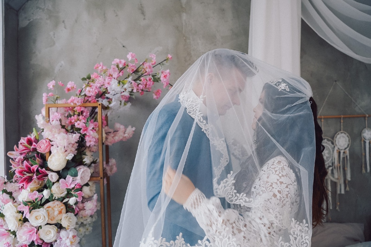  Играем свадьбу, избавляемся от вредных привычек и не спим: приметы на 22 июня 