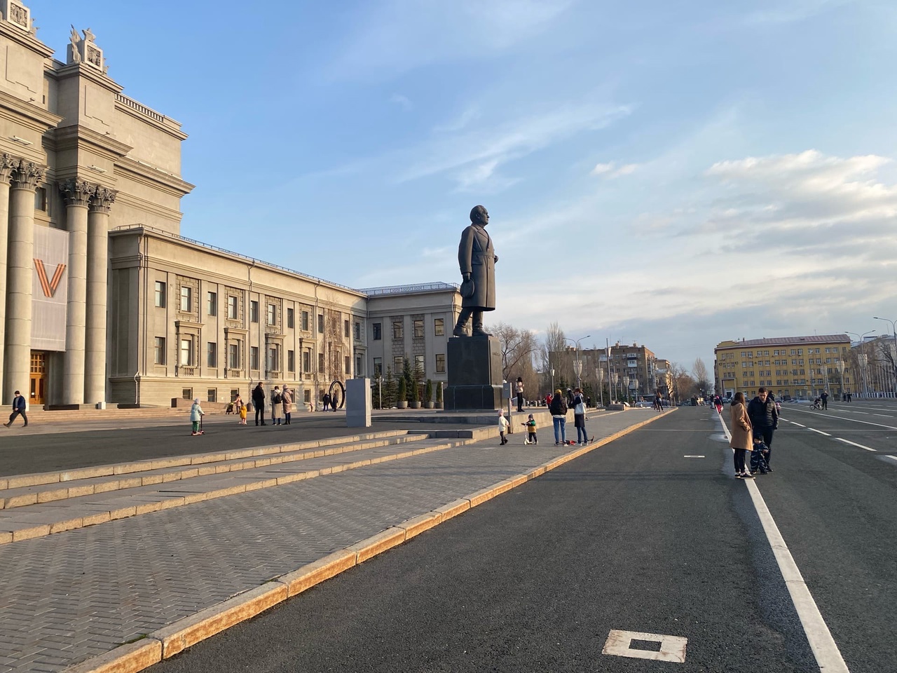  В Самаре с 4 по 10 ноября пройдет выставка трофейного оружия с СВО 