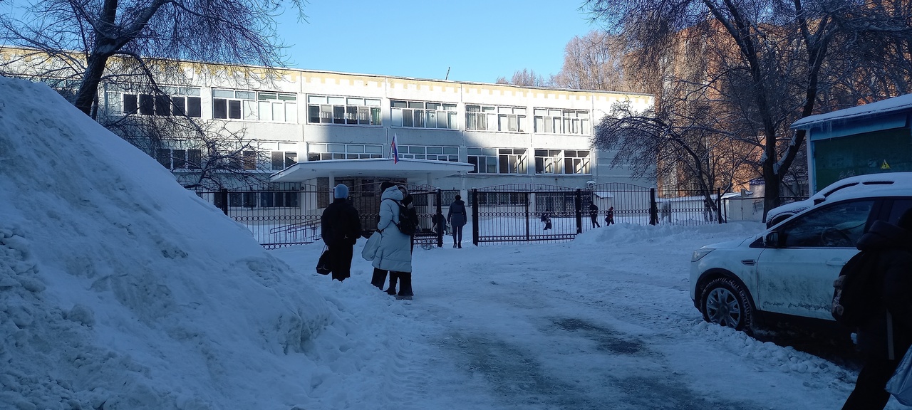  Зимние каникулы в школах перенесли из-за ситуации в стране — определили новые даты 