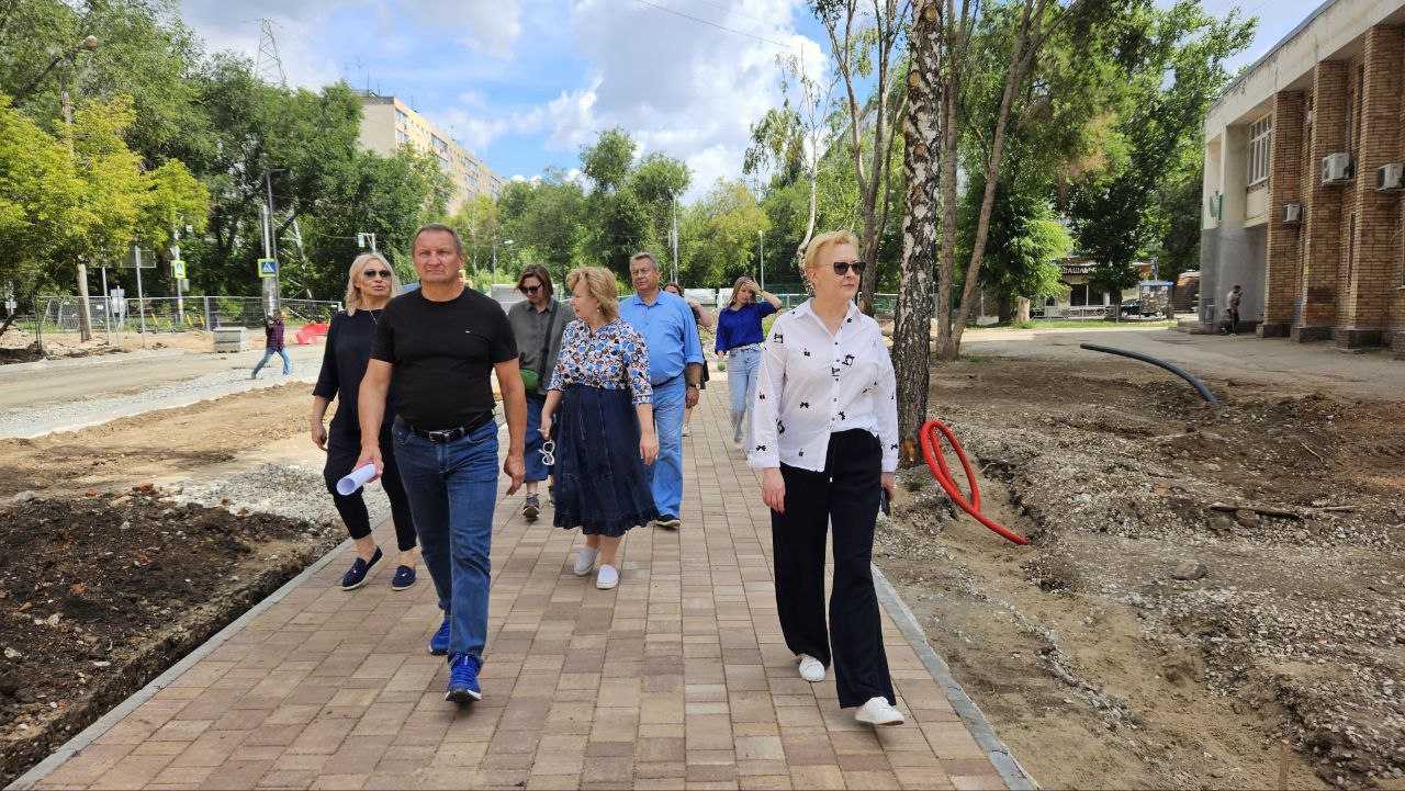 Мэр Самары провела встречу с жителями ЖК «Рассвет» на 18 км Московского шоссе 