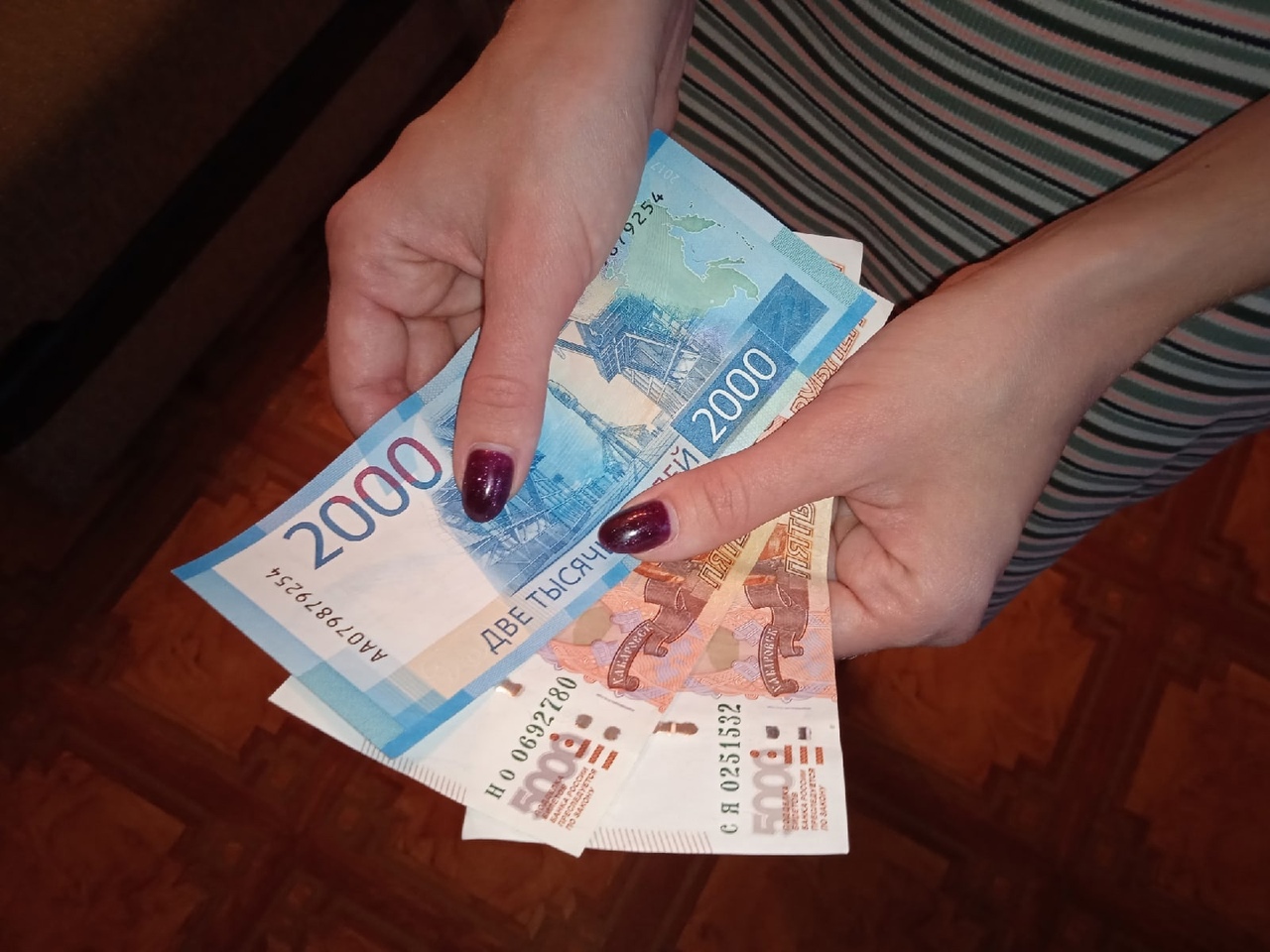  Забирать такие купюры из банкомата запрещено: всех, кто снимает деньги с карточек, предупредили о новой ловушке 