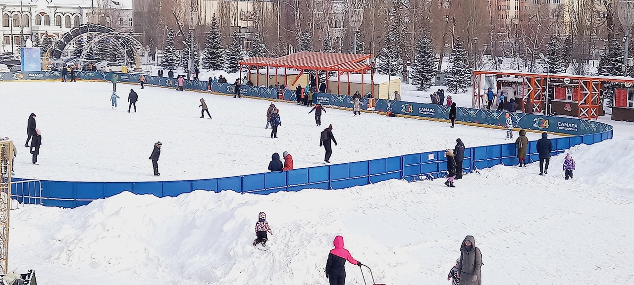  Каток около «Солидарность Самара Арены» временно закрыт 5 января из-за погоды 