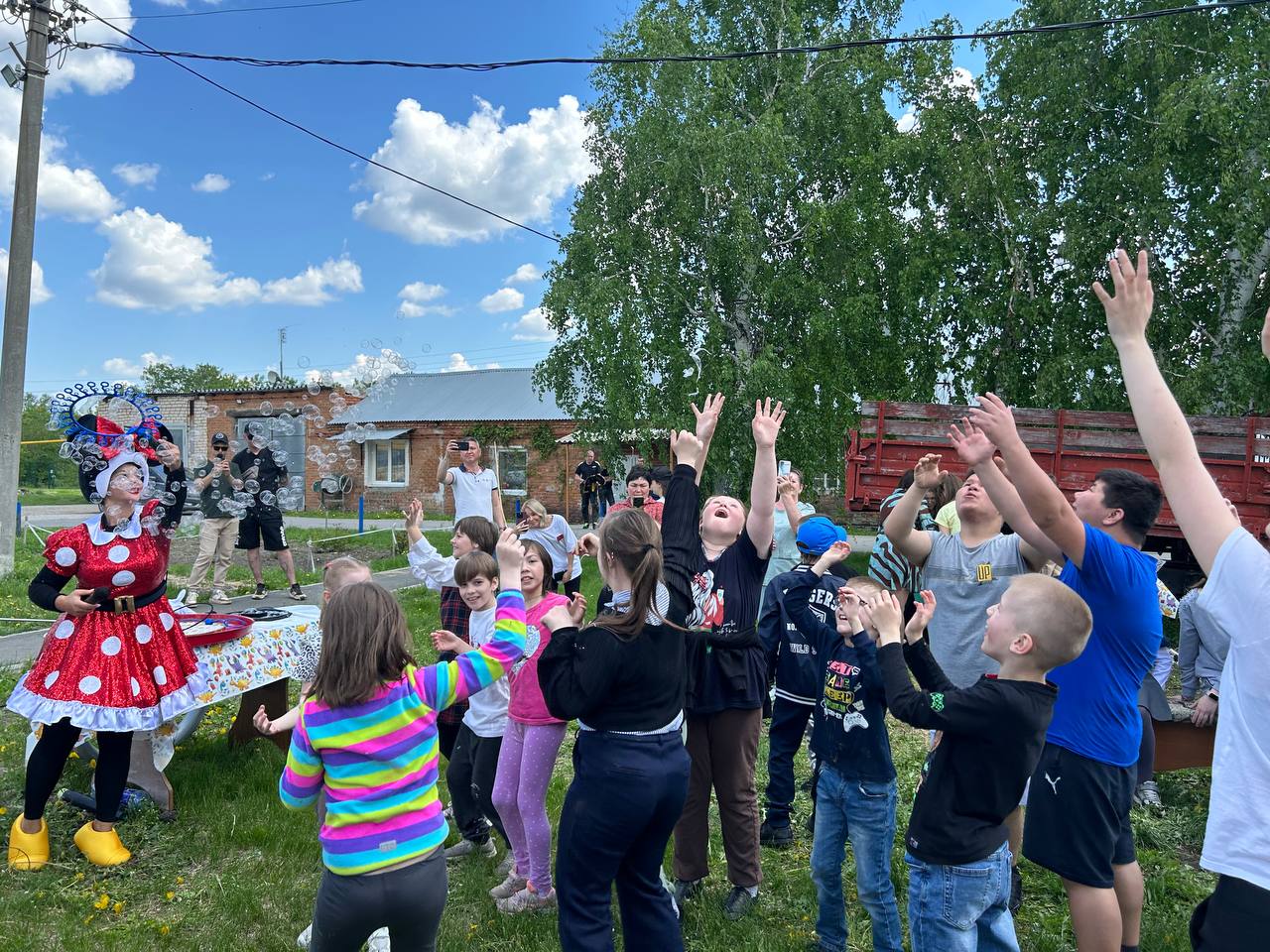  Байки, шоколадный фонтан и обезьяна: редакция ProGorodSamara показала, как SamaraFordClub организовывает благотворительные мероприятия для детей-сирот с ОВЗ 