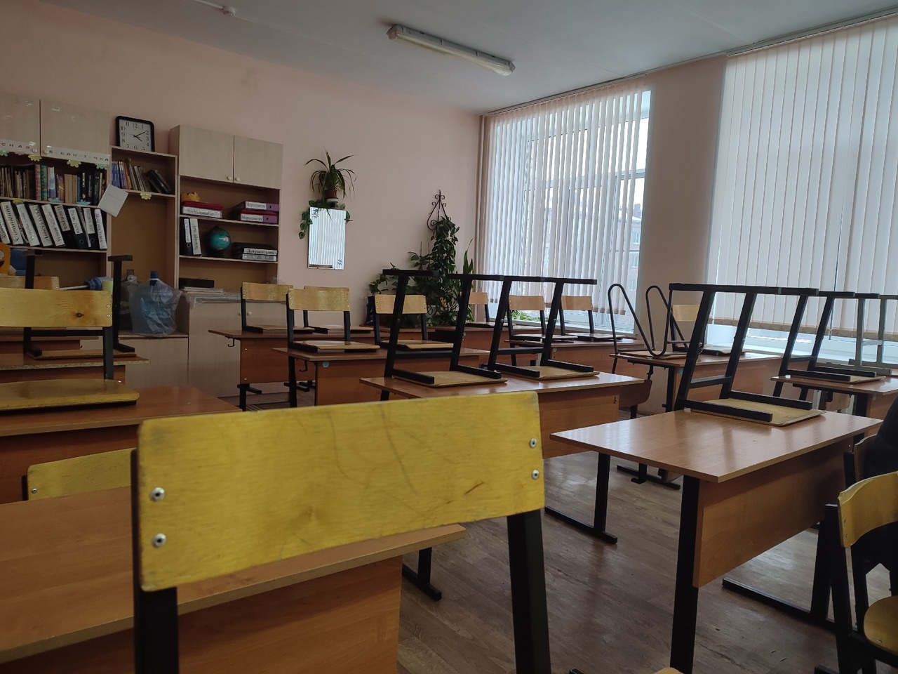  В Самаре директора школы №34 уволили из-за утраты доверия 