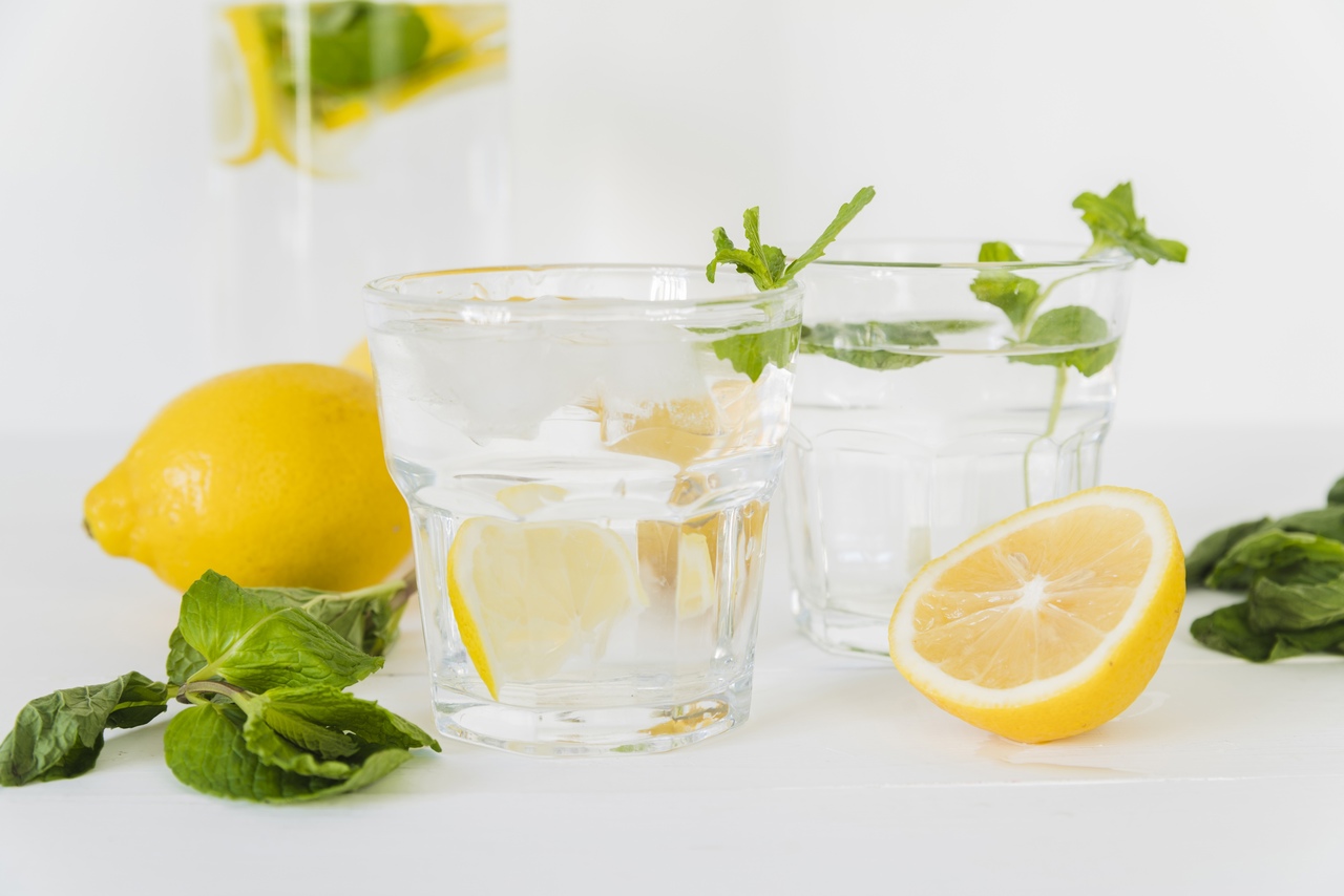  Нашумевшая чудо-вода для похудения устроила переполох в интернете — рецепт мощного жиросжигающего коктейля с лимоном 