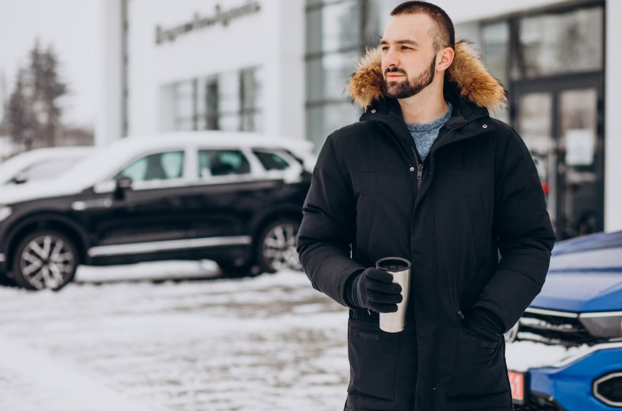  У меня Omoda C5, у соседа Jaecoo J7: он уже поменял подвеску по гарантии, а я 2 месяца жду замены бампера, крыльев, капота и фар — теперь оба жалеем 