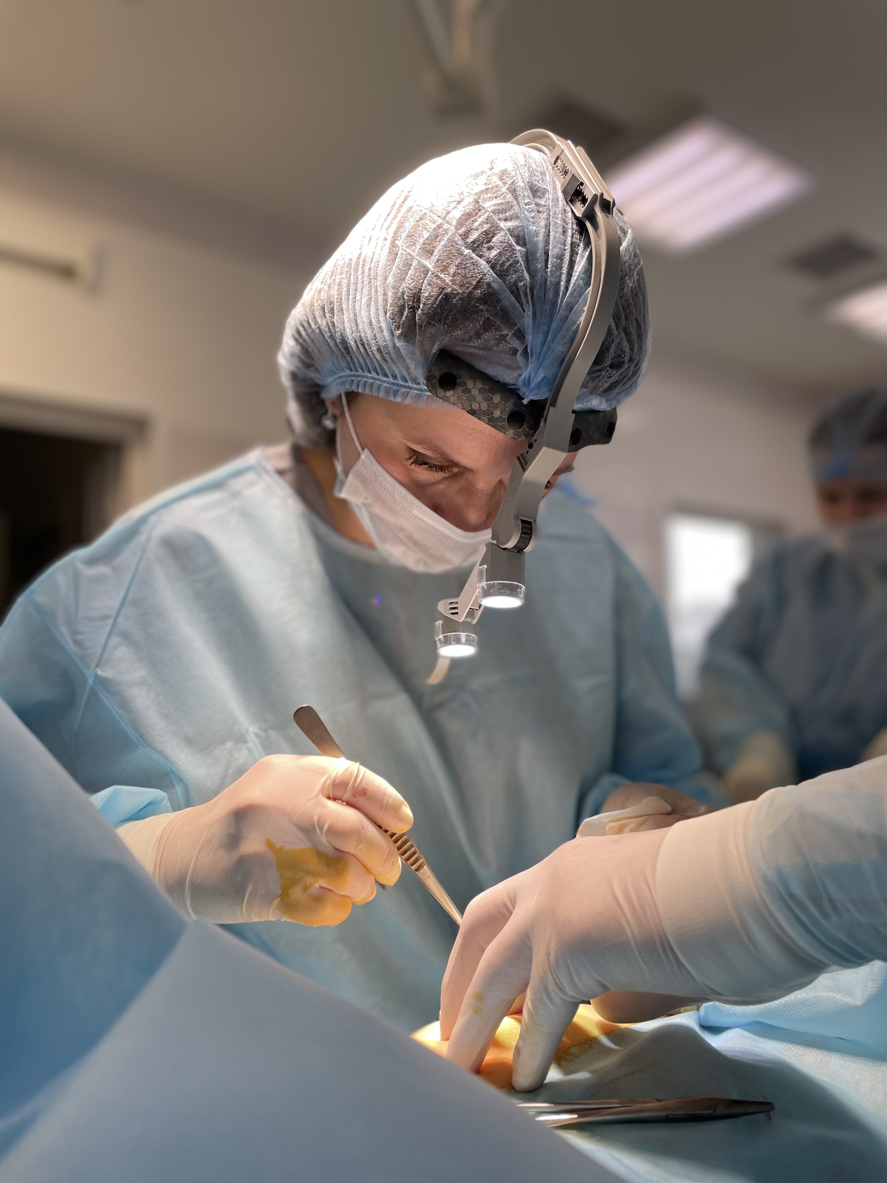  «Уменьшение груди – это искусство»: самарский пластический хирург-маммолог о комплексных операциях молочной железы 