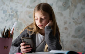 МТС застрахует детей от мошенников на 1,5 млн р...